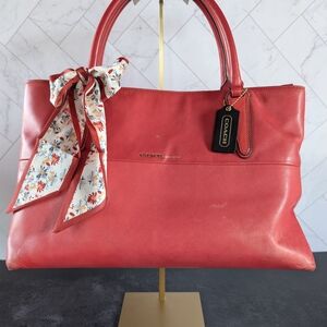 Coach Borough Coral Leather Tote D1480‑32201 with Floral Scarf